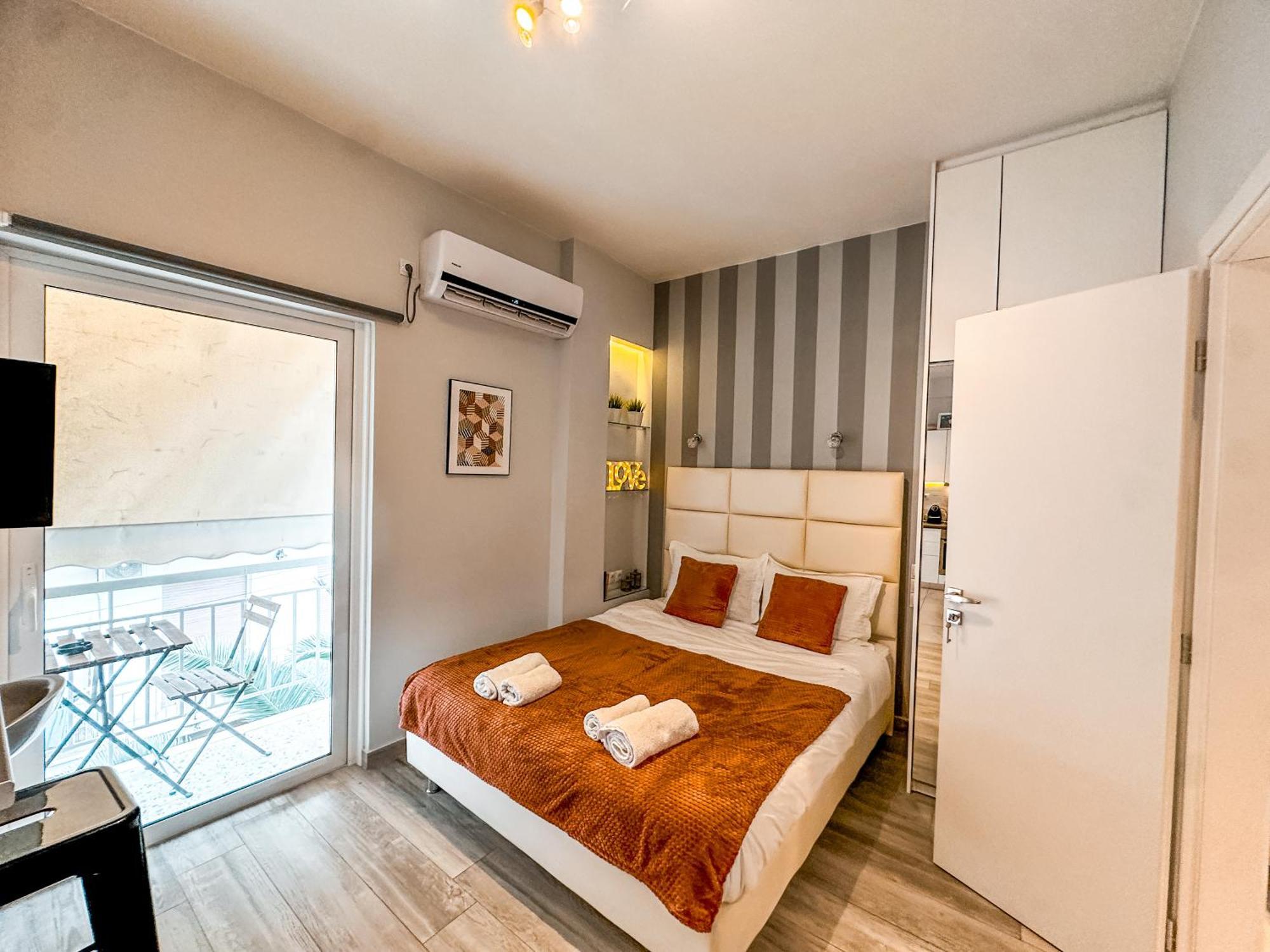 Walk To Markets From A Cozy Studio By Cielo Homes เอเธนส์ ภายนอก รูปภาพ