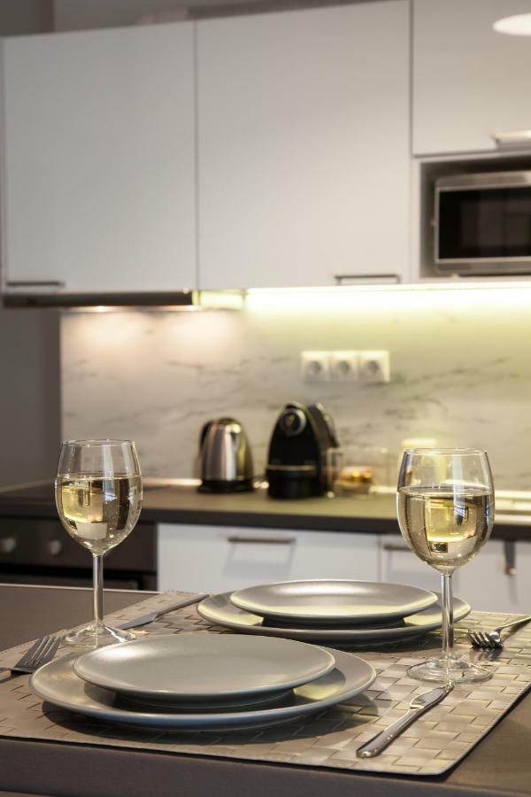 Walk To Markets From A Cozy Studio By Cielo Homes เอเธนส์ ภายนอก รูปภาพ